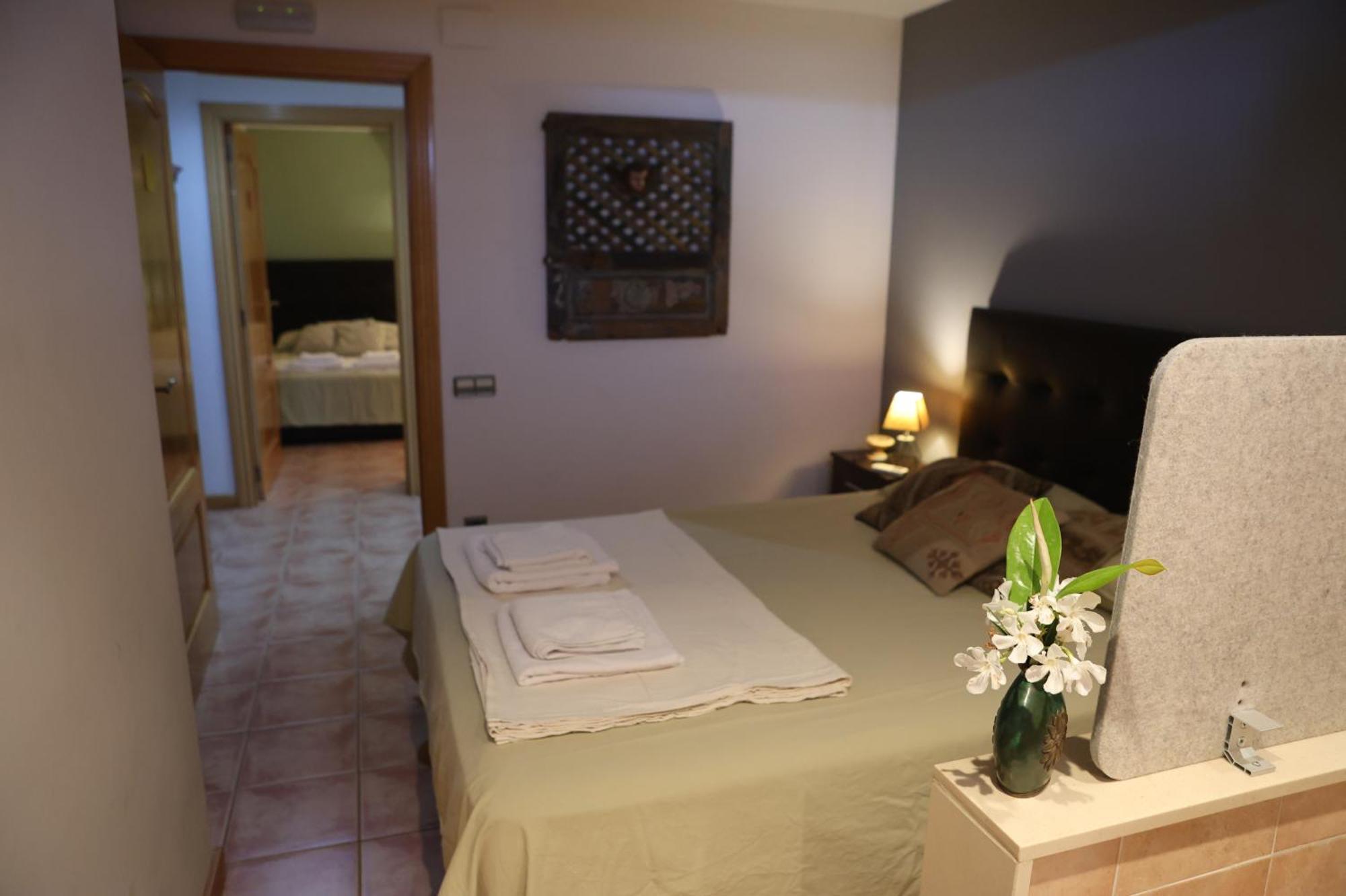 El Cedre Blau Vivienda Con Piscina En Granollers Villa Eksteriør billede